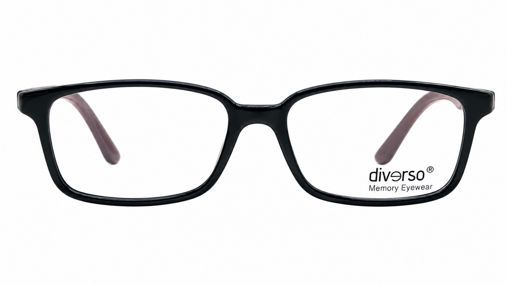 Black rectangular eyeglass frames with clear lenses and light brown inner temple tips, shown against a plain white background. The brand name 'diverso Memory Eyewear' is printed on the lower right lens.