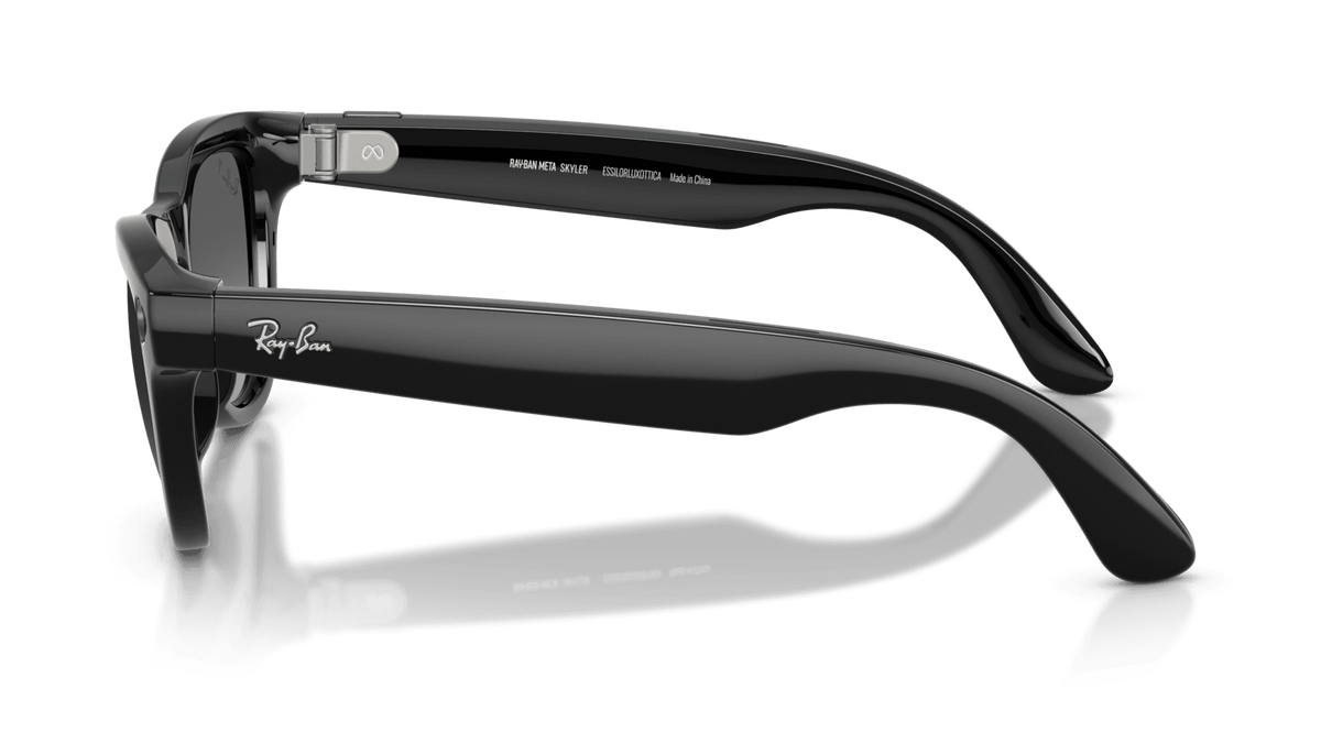 Ray-Ban | Meta Skyler Shiny Black - Gen 2 Black Ray-Ban sunglasses on a transparent background