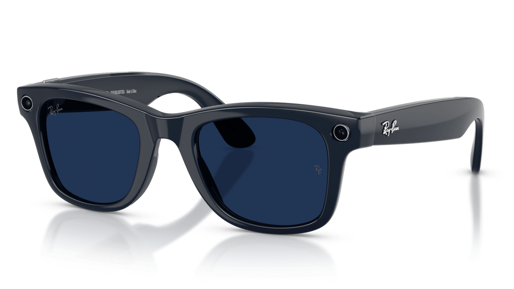 Ray-Ban | Meta Wayfarer Shiny Cosmic Blue -Transitions Gen 2Black sunglasses with reflective surface on a clear background